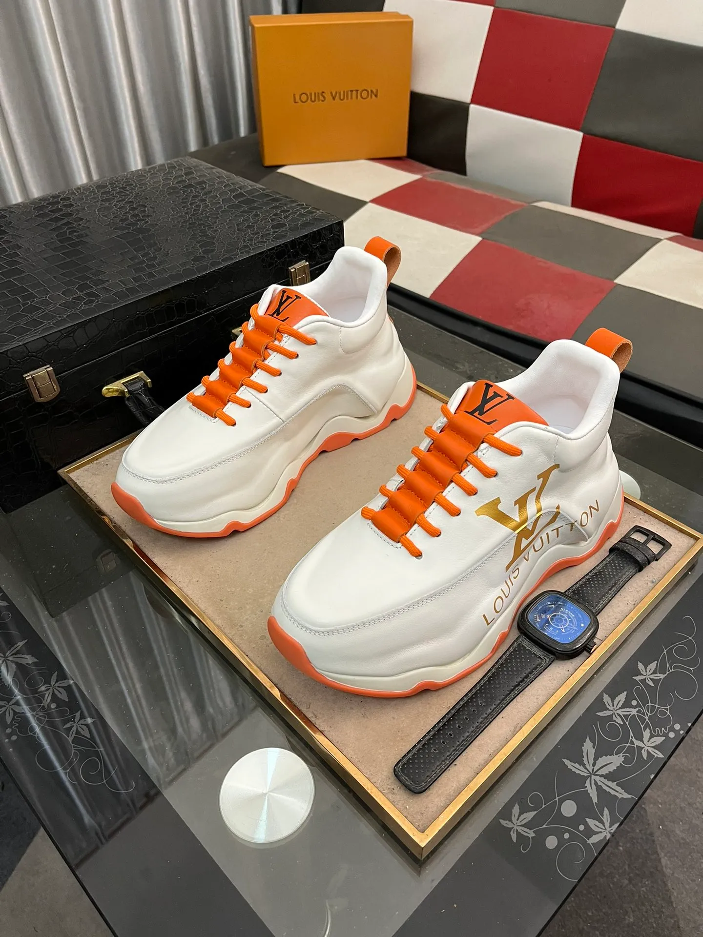 Men's shoes 💰640⌚️⌚️ (GUCCI) Gucci official website men's casual shoes synchronization style, the upper is made of cowhide with imported new brand elements Gucci, showing a good atmosphere, simple design and slip-on style, super versatile, 🐷 leather lining, rubber outsole, size 38-44